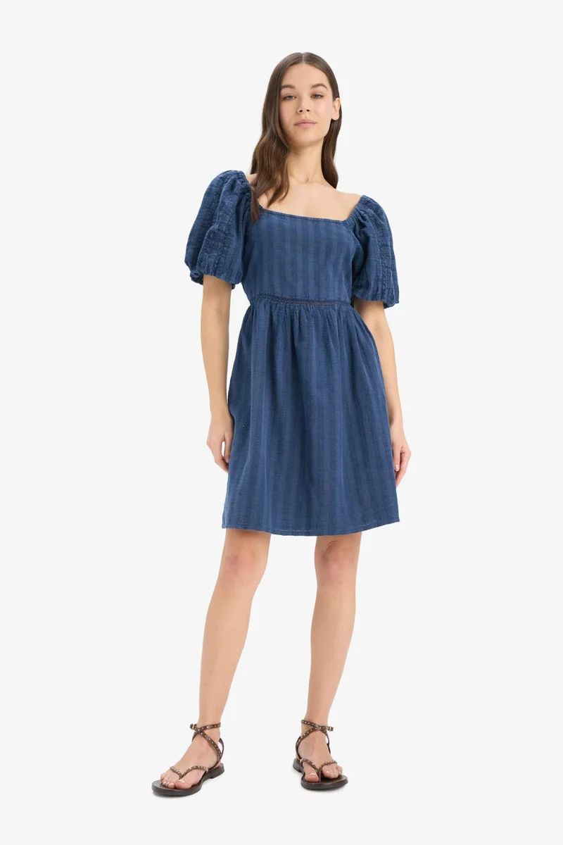 ديفاكتو Square Collar Cotton Mini Dress