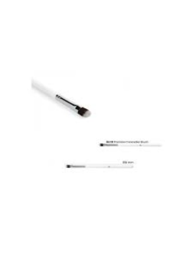 ILU Ilū Precision Concealer Brush 121 - Image 4