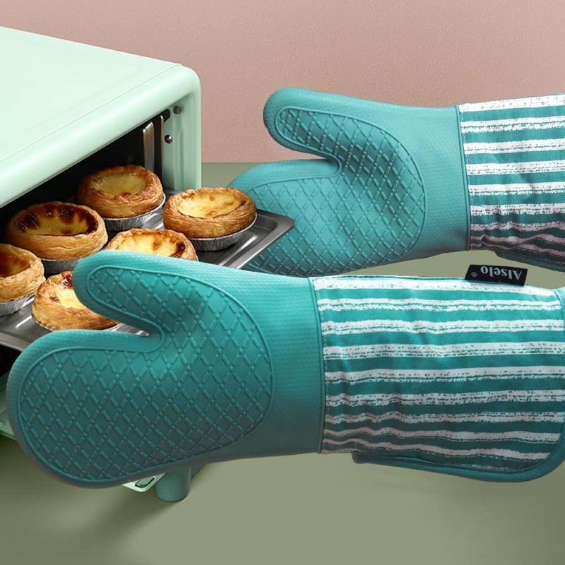 Alselo Silicone Oven Mitts Heat Resistant 932â„‰ with Waterproof & Non-Slip Kitchen Mittens, Set of 2 Extra Long Oven Gloves with Soft Cotton Terry Lining for Baking Cooking Barbecue - Image 5