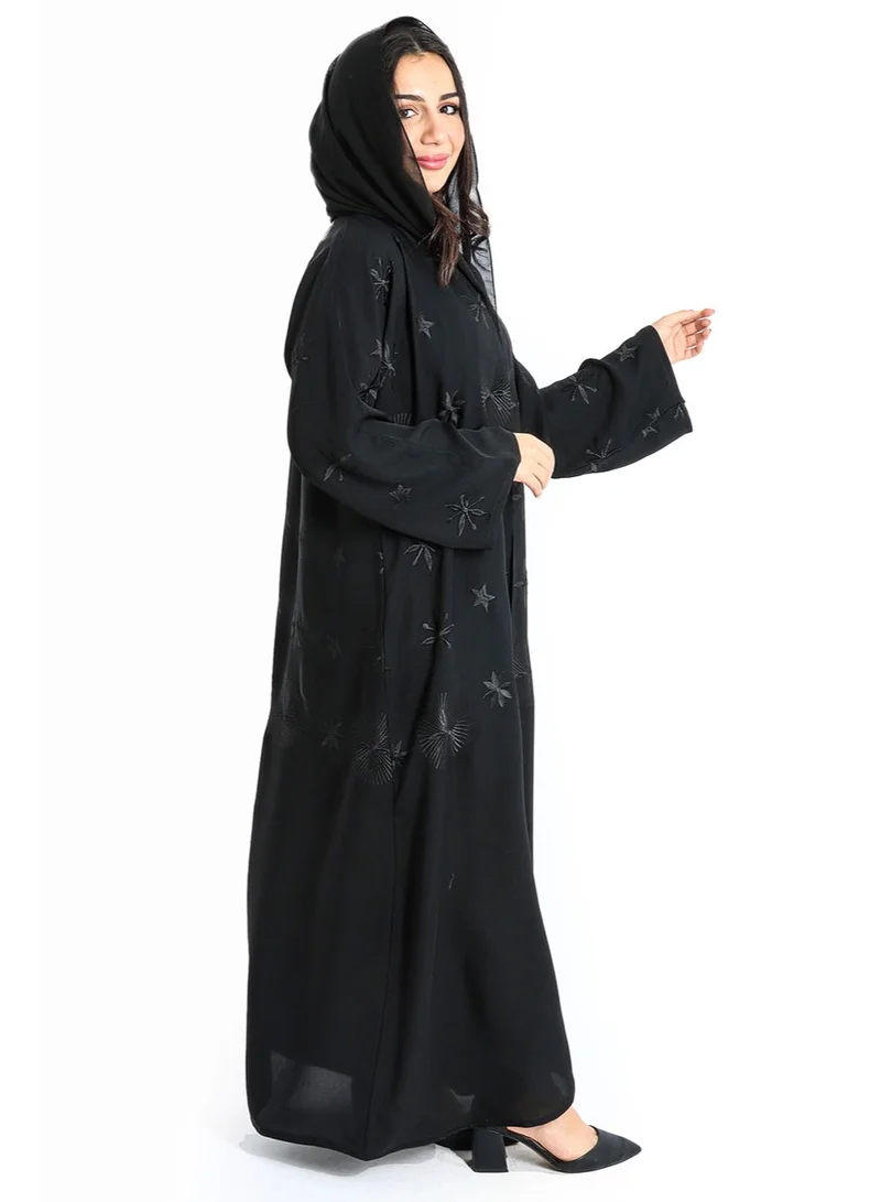 اكسا عباية عصرية زهور مطرزة AIK8053 اسود