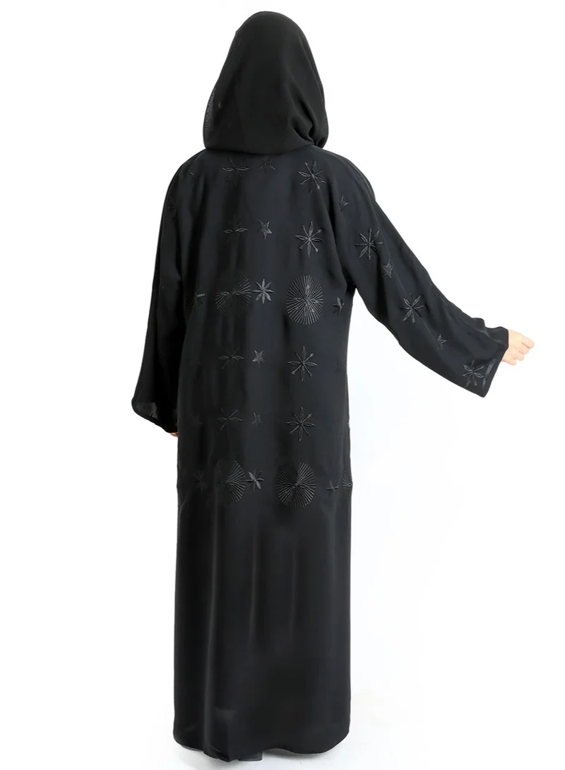 اكسا عباية عصرية زهور مطرزة AIK8053 اسود