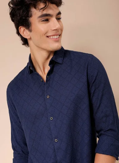 The Indian Garage Co Men Regular Fit Textured Solid Full Sleeves Cutaway Collar Resort Wear Shirt