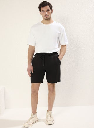 Black Regular Cut Piping Shorts & Bermuda - pzsku/Z39786709F41FC67FCBCDZ/45/1749698417/d118fa9c-154a-472f-9e61-76f9ca4e699a
