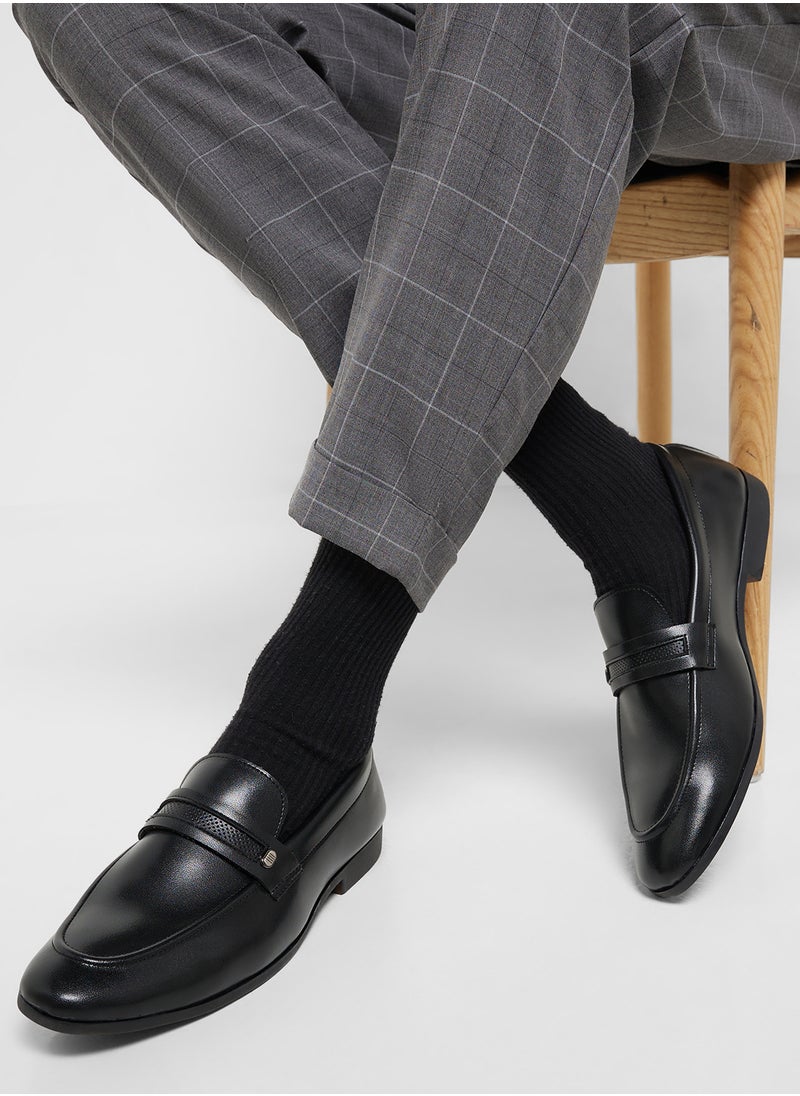 Robert Wood Clasisic Saddle Detail Formal Loafer Slip Ons  - Image 5