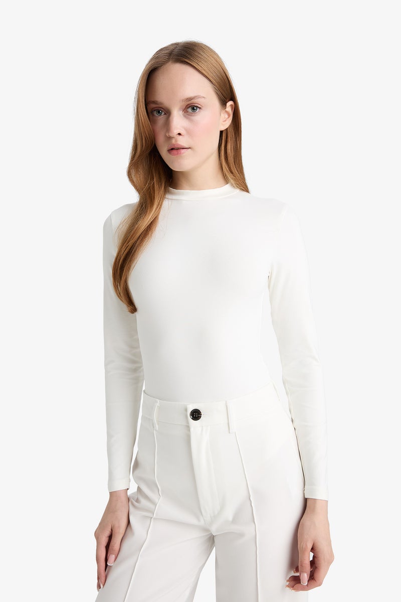 ديفاكتو تونيك نسائي ضيق بياقة عالية وأكمام طويلة - Image 3