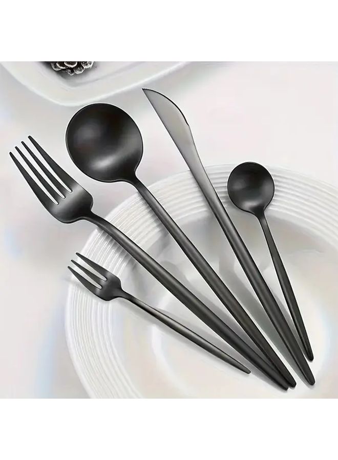 طقم مكون من 30 قطعة من أدوات المائدة المصنوعة من الفولاذ المقاوم للصدأ باللون الأسود، آمنة للاستخدام في غسالة الأطباق، تكفي لـ 6 أشخاص، تشمل سكاكين وشوك وملاعق وشوك للحلويات، أدوات مائدة متينة للاستخدام في المنزل والمطبخ والمطعم - Image 2