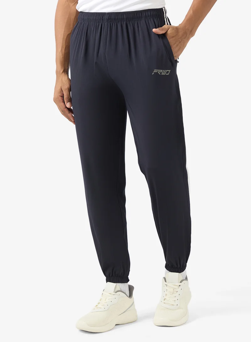 فورورد بنطلون رياضي مخطط جانبي