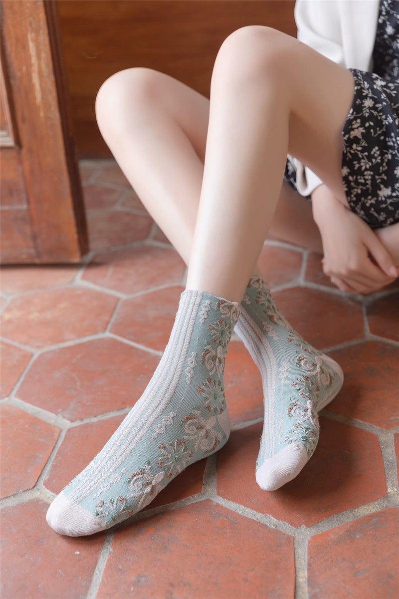 MarJunSep Cute Floral Crew Socks for Women Teen Girls Flower Cottagecore Frilly Vintage Fancy Cotton Socks Blue Flower Palace Socks - Image 5