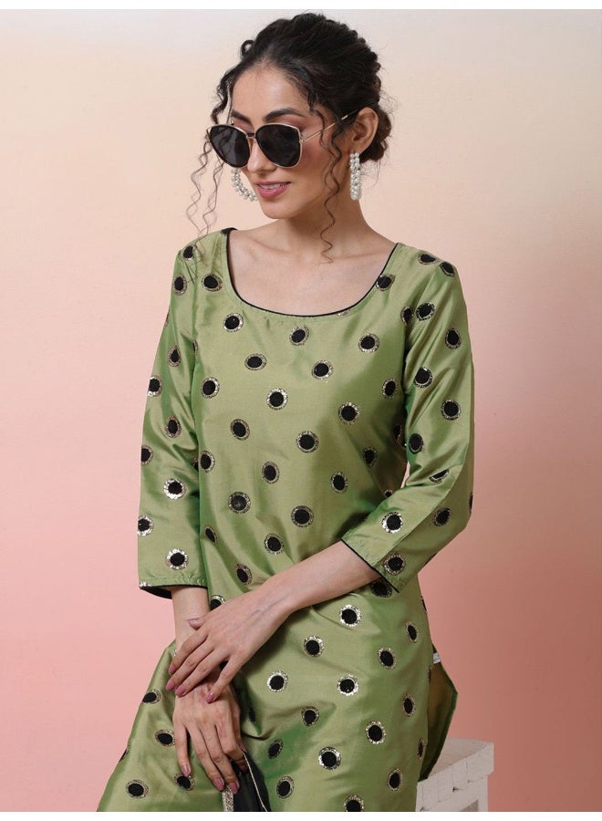 AKS Green Foil print Kurta Set with pants  - Image 2