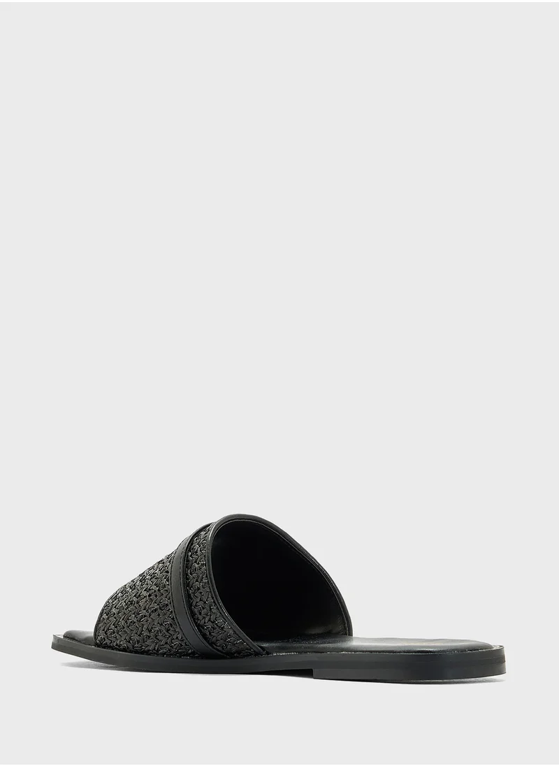 ELLA Flat Sandal With Buckle