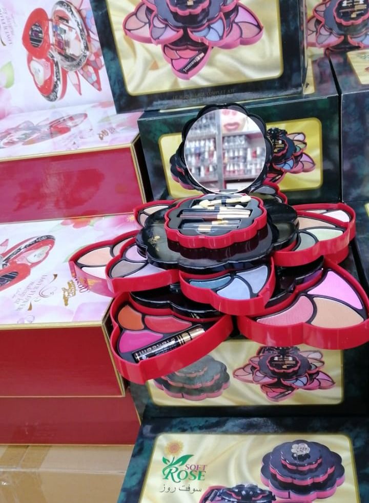 Soft Rose all-in-one makeup kit for girls