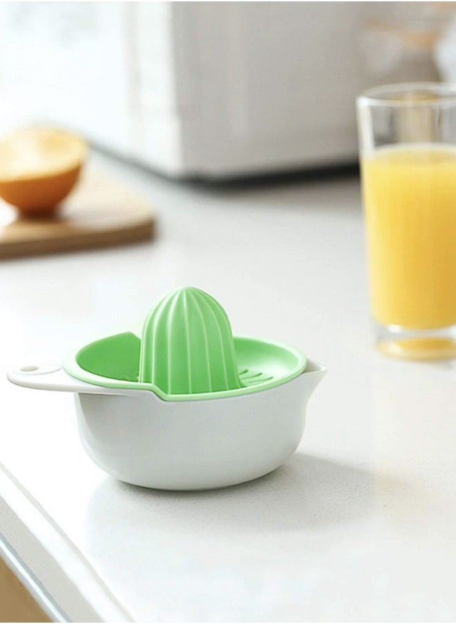 Generic - Manual Orange Lemon Juicer With Built-In Measuring Cup - Image 1
