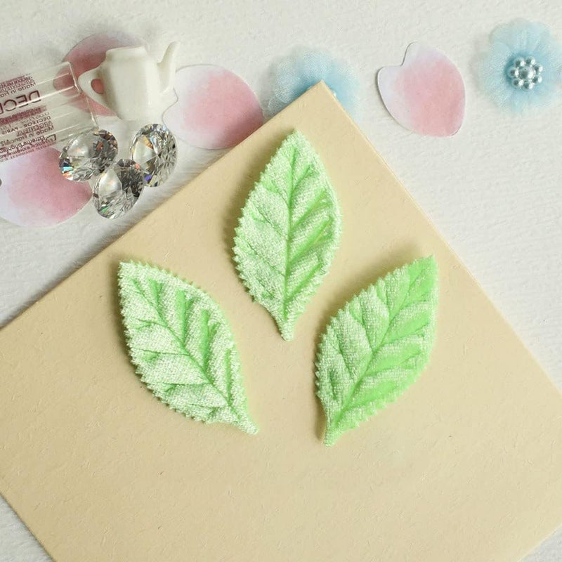 YYCRAFT Pack of 90 Padded 2-Faced Felt Velvet Leaf Appliques/Craft Green - Image 2