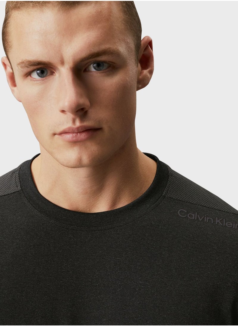 Calvin Klein Sports - Seamless Logo T-Shirt - Image 1