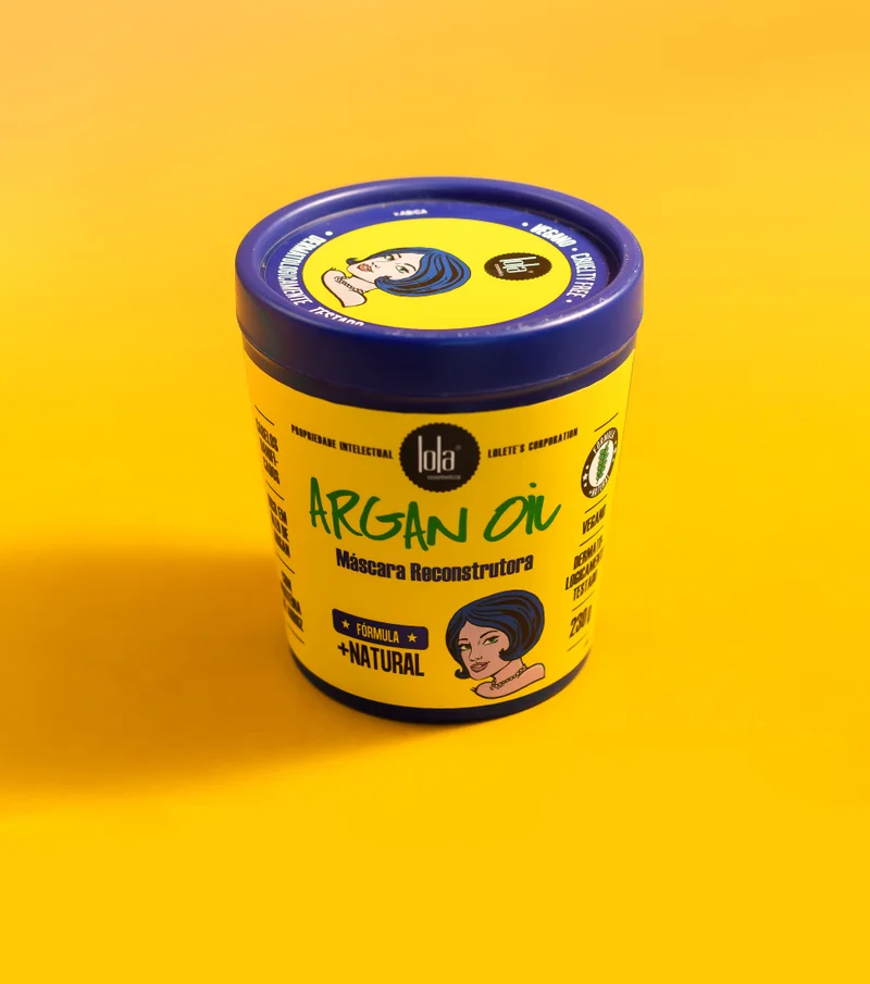 lola from rio Argan Oil Reconstructive Hair Mask For Damaged Hair 230 g
