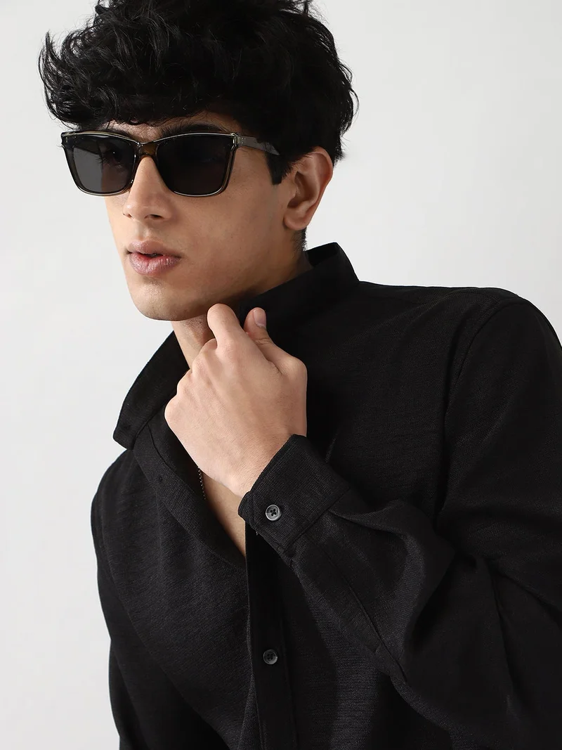 Urbano Fashion Men's Black Linen Blend Full Sleeve Relaxed Fit Mandarin Collar Casual Solid Shirt