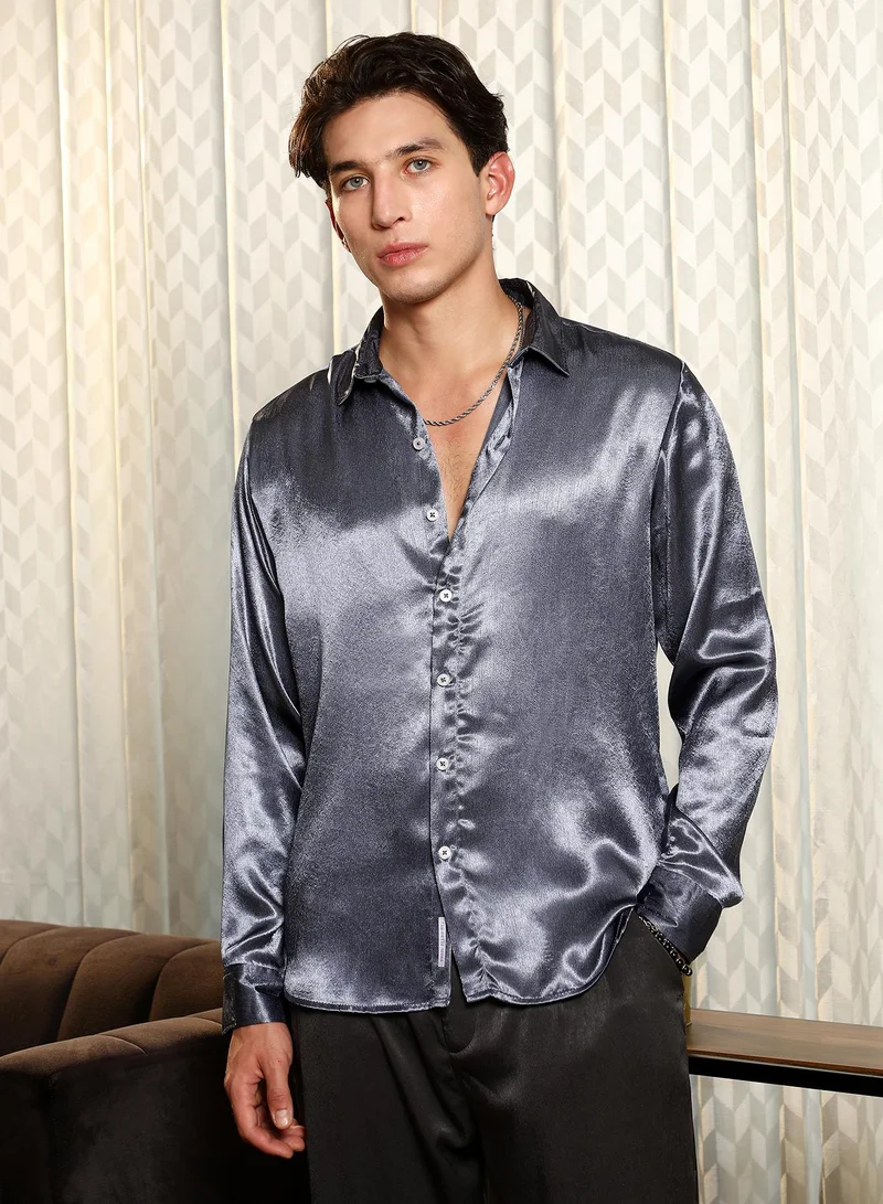 Campus Sutra Campus Sutra Men's Charcoal Grey Solid Satin Shirt | Tailored Fit Long Sleeve Spread Collar Solid Pattern | Premium Satin Fabric & Woven Texture For Club & Formal Wear