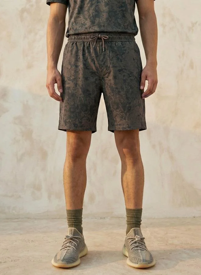 Splash Active Men 2 Way Stretch Printed Training Shorts