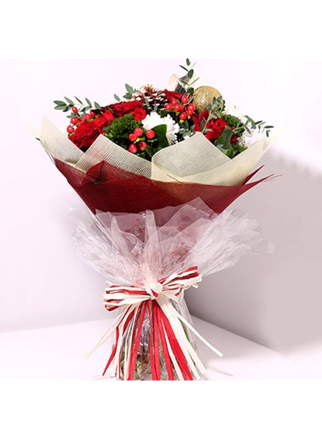 Carmel Flowers باقة زهور عيد الميلاد - Image 1