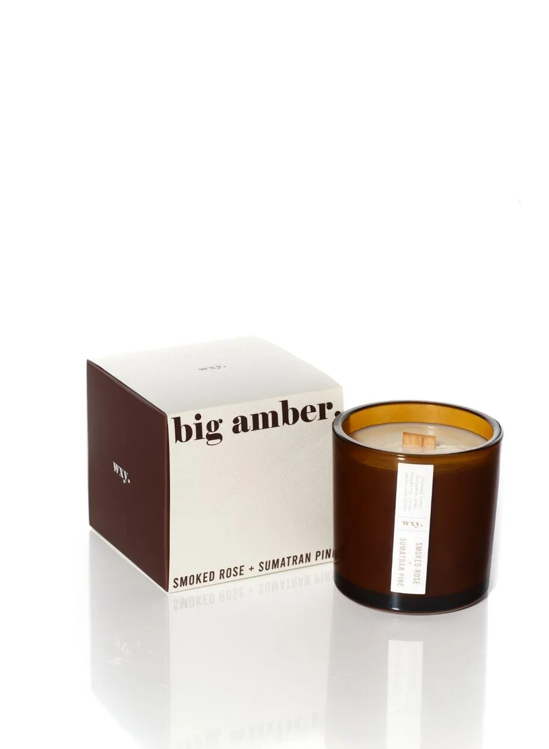 دبليو اكس واي شمعة أمبر – الورد المدخن وصنوبر سومطرة