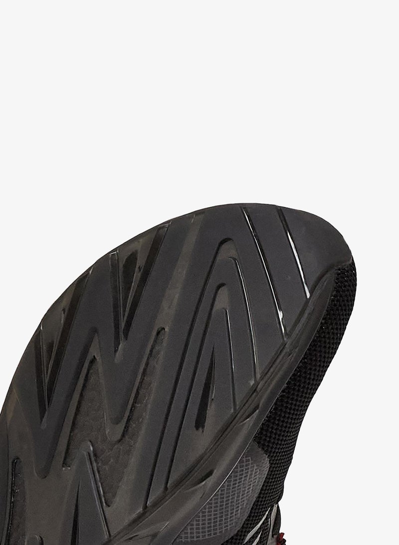 كامبس حذاء جري رجالي أسود بنعل شبكي مسامي وتفاصيل أنيقة متباينة - Image 4