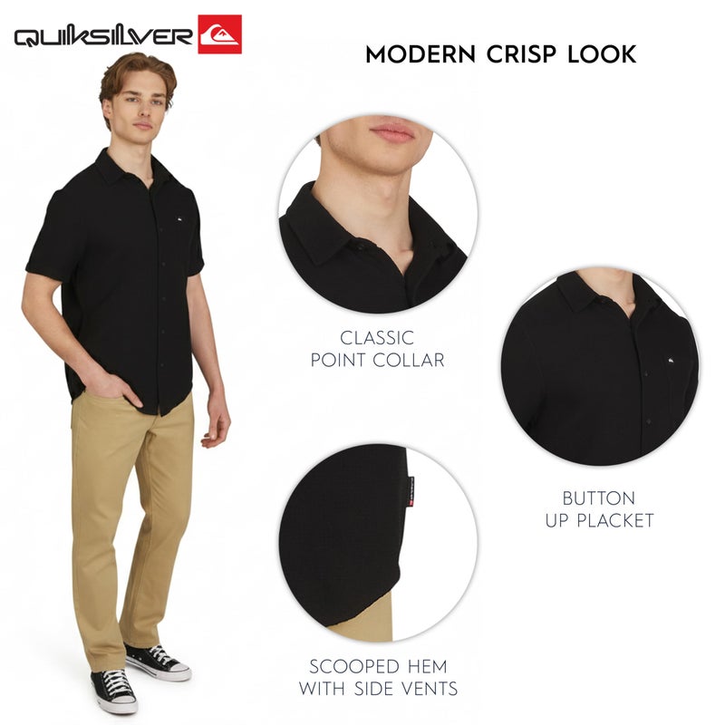 QUIKSILVER قميص كويك سيلفر للرجال بقصة عادية من القطن الفاخر بأكمام قصيرة مزود بأزرار، أسود، متوسط - Image 4