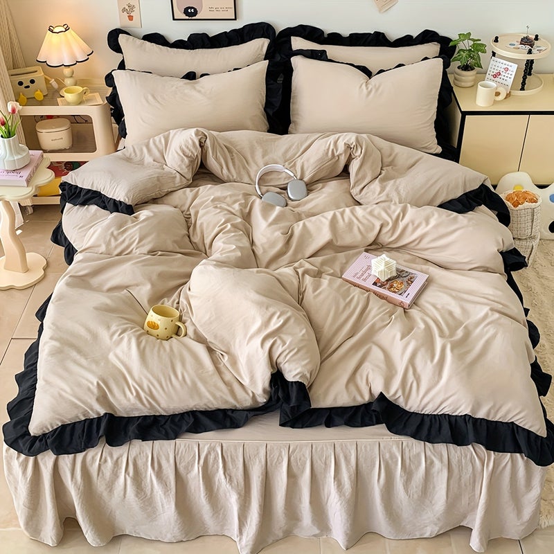 3pcs Khaki Brushed Duvet Cover Three-Piece Set (1*Duvet Cover, 2*Pillowcases) Skin-Friendly, Soft, Comfortable, Breathable, Delicate, And Sweat-Wicking, Girlish Lace Design, Machine Washable, Not Easy to Fade, Convenient Washing And Care - Image 1