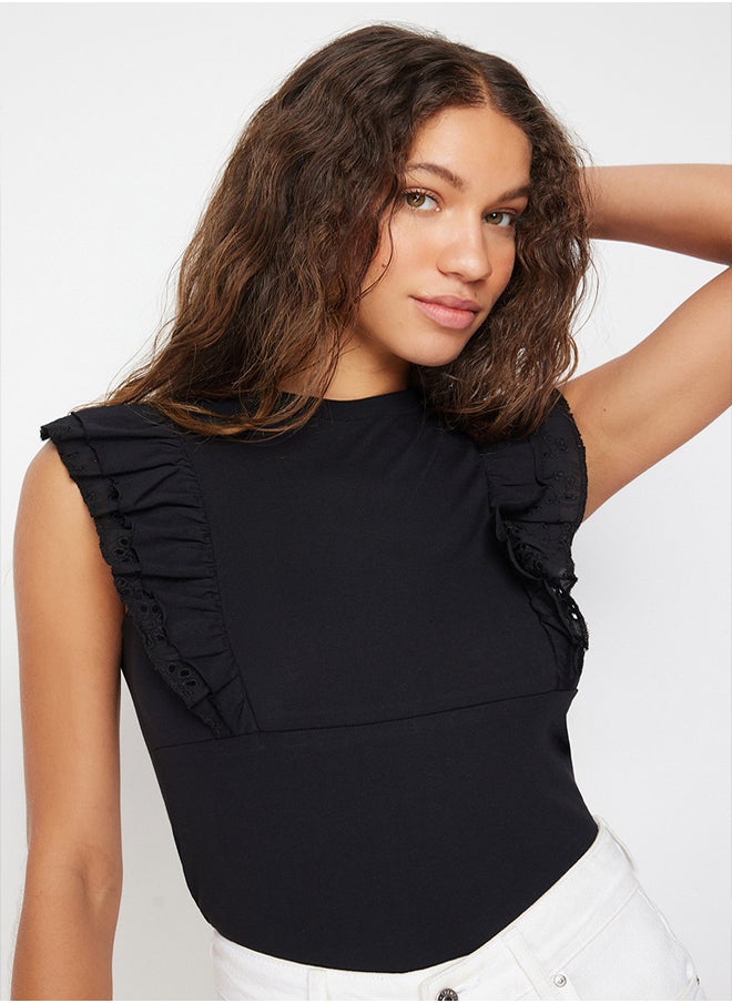 trendyol - Black Embroidery Detailed Knitted Blouse TWOSS23BZ00940 - Image 1