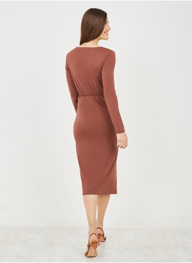 Styli Pleated Waist V Neck Bodycon Midi Dress  - Image 4