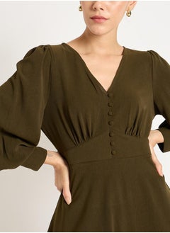 Femmella Solid V Neck Top and Pants Co-Ords by Styli  - Image 4