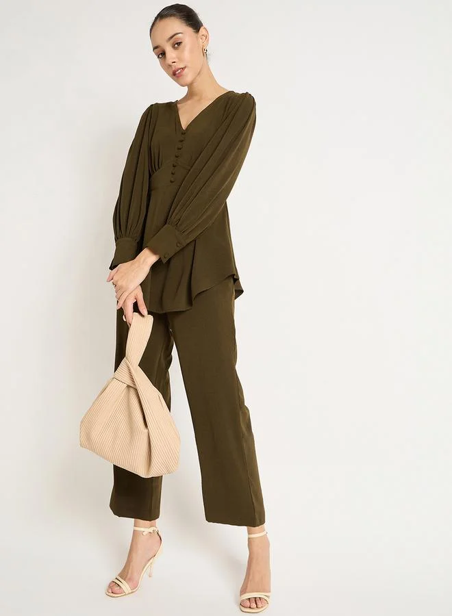 فيميلا Solid V Neck Top and Pants Co-Ords by Styli