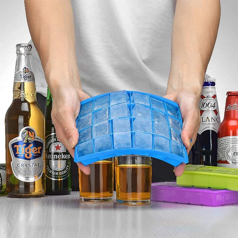 BluBasket Silicone Ice Cube Trays with LidsSilica Gel Flexible Ice Cube Molds with Lid for WhiskeyCocktails and Chocolate Keep Drinks Chilled Reusable Pack of 2 - Image 4