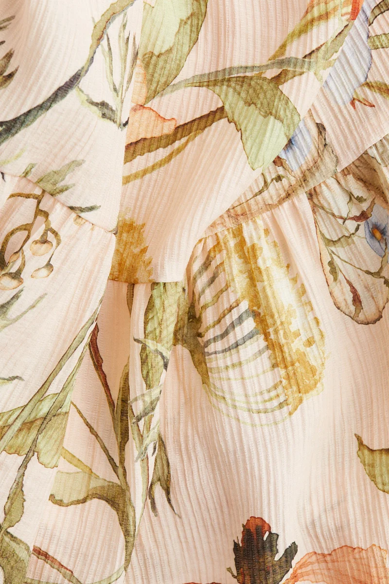 اتش اند ام فستان مجعّد بقصّة فضفاضة