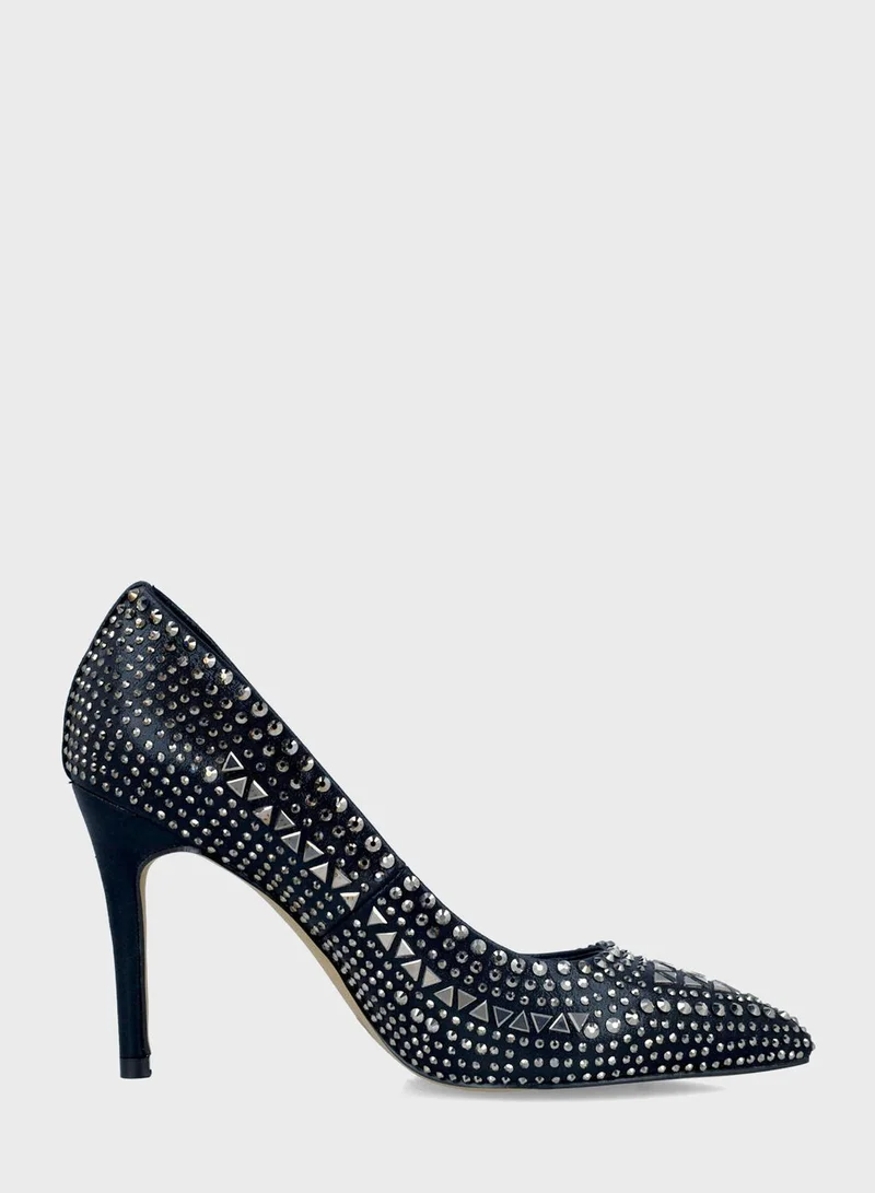 MENBUR Closed Toe Heel Pumps