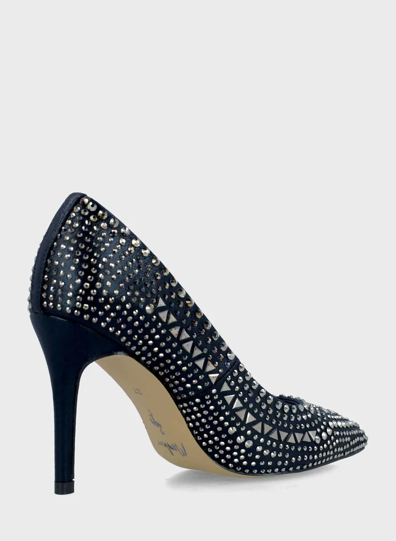 MENBUR Closed Toe Heel Pumps