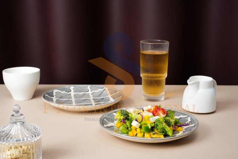 P-Plus International طبق حلوى سيراميك مطلي يدويًا من P-PLUS INTERNATIONAL | آمن للاستخدام في الميكروويف وغسالة الصحون | طبق بورسلين مقاوم للخدوش | طبق مقبلات سوشي لعيد الميلاد | 8 بوصة 20.5 سم (رمادي، مجموعة من 2) - Image 3