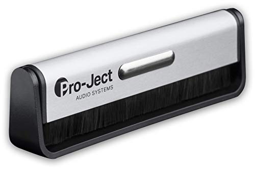 Pro-Ject Brush It, Antistatic Carbon Fiber Record Brush - Image 1
