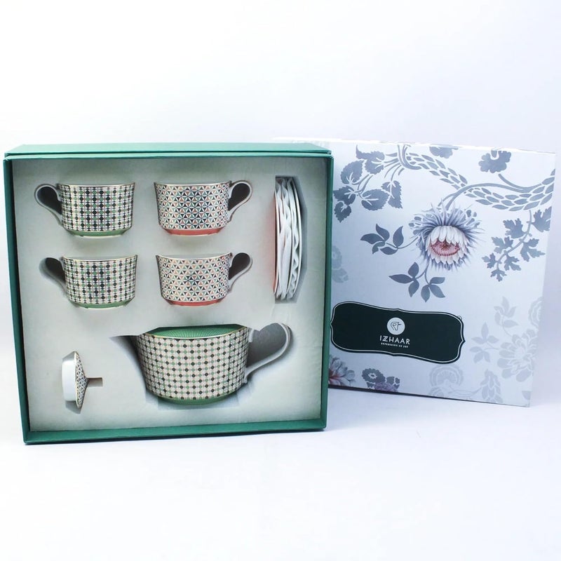 IZZHAAR IZZHAAR Almaaz Premium Tea Set Handcrafted Fine Bone China Royal Morning Teapot with Cups and Saucers Ideal for SelfUse or Gifting Set of 9 Includes 4 Cups 4 Saucers 1 Kettle - Image 5