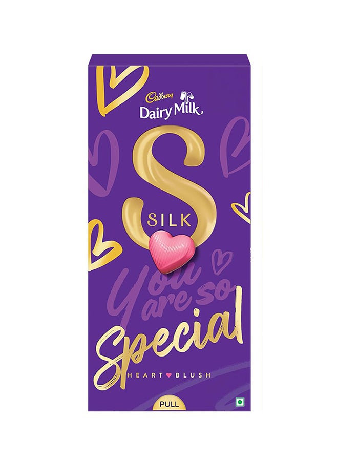 Cadbury Dairy Milk Silk Heart Blush Chocolate Bar Gift Pack (Valentine's Edition) 250g - Image 1