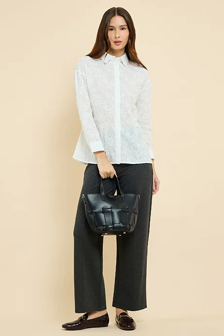 R&b Schiffli Shirt with Classic Collar and Long Sleeves