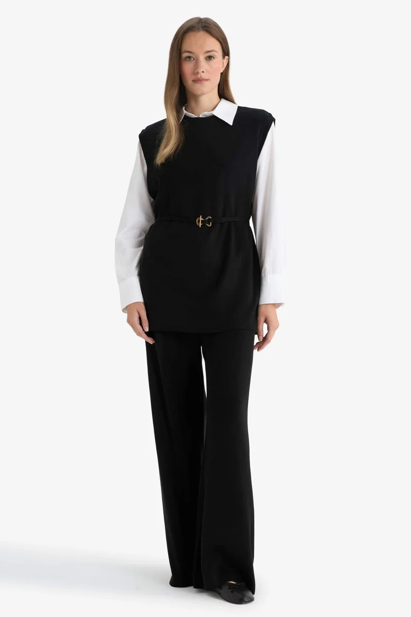 ديفاكتو Relax Fit Black Trousers