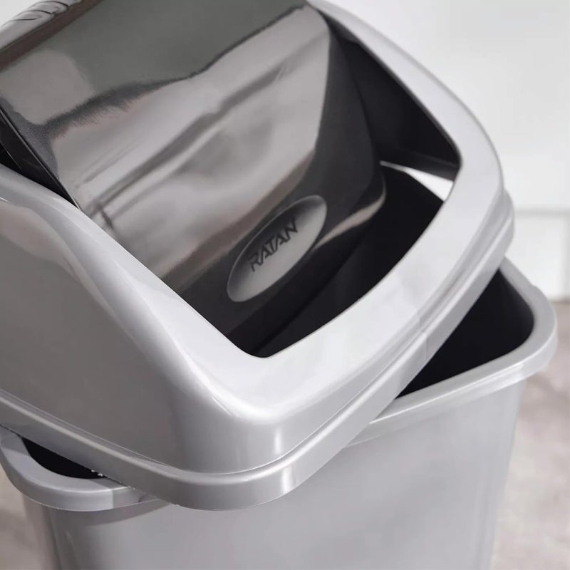 RATAN PLASTICWARE سلة قمامة بلاستيكية رتان مع غطاء متأرجح سعة 15 لتر باللون الرمادي - Image 2
