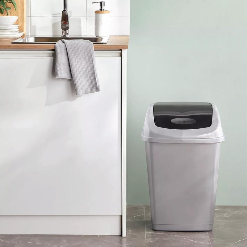 RATAN PLASTICWARE سلة قمامة بلاستيكية رتان مع غطاء متأرجح سعة 15 لتر باللون الرمادي - Image 5