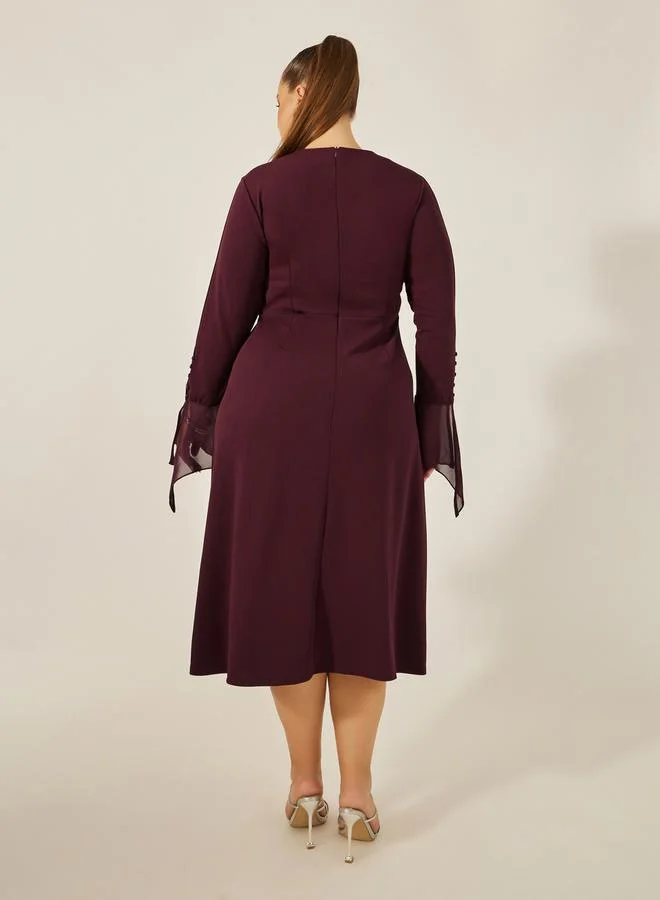 Styli Styli Plus Size Embellished Long Sleeves A-Line Midi Dress