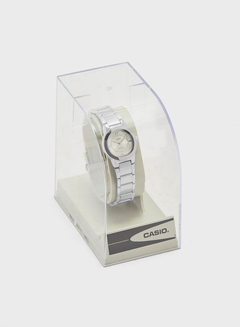 CASIO Steel Strap Analog Watch - Image 5