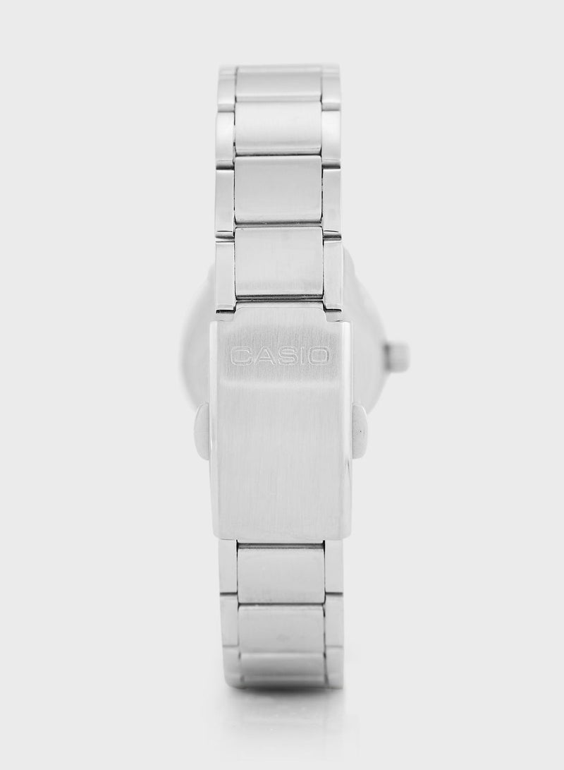 CASIO Steel Strap Analog Watch - Image 4