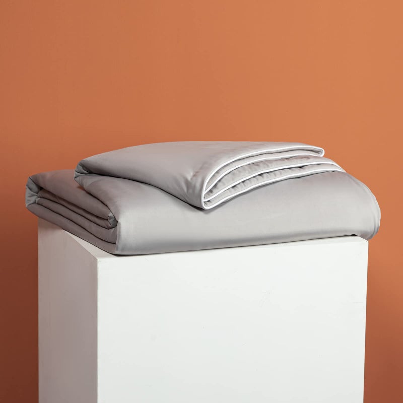 LLanCL Cooling Blankets for Hot Sleepers - Cool Like Ice Cream Blanket for Summer, Lightweight Double-Sided Cooling Comforter Quilt (Queen Size 79" x 91" Grey) - Image 5