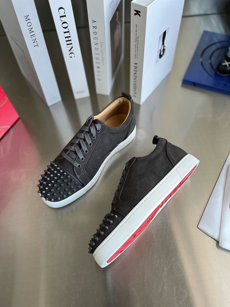 Men's Fashion Skateboarding Shoes with Studs, Breathable Flat Casual Sneakers, Unisex Low-Top Lace-Up Shoes