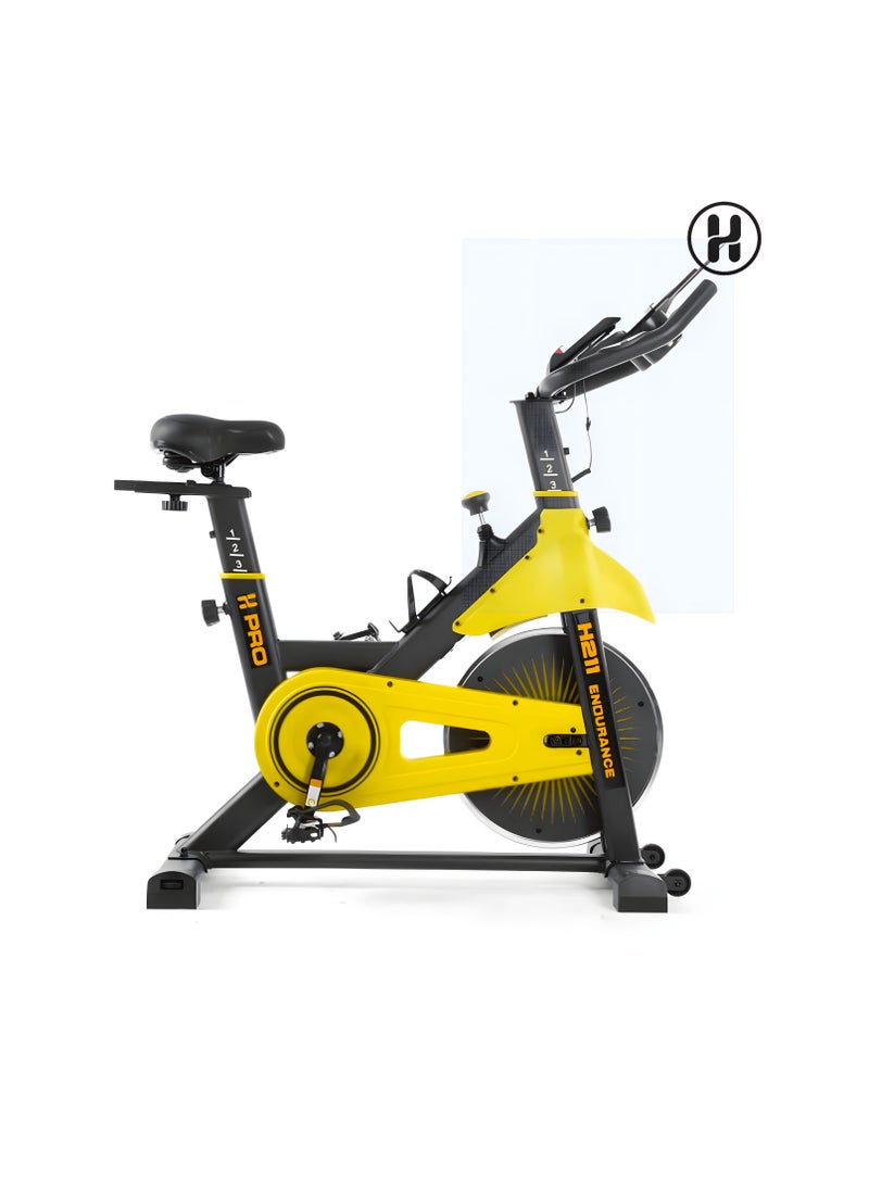 أتش برو دراجة سبين داخلية إتش برو H211 | دولاب دوران بوزن 10 كجم | مقاومة احتكاك وشاشة عرض LCD | دراجة تمارين منزلية للتدريب الشامل - Image 1