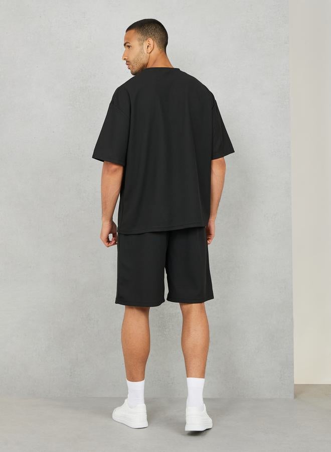 Styli Solid Textured Knit Oversized Streetwear T-Shirt & Shorts Set  - Image 4